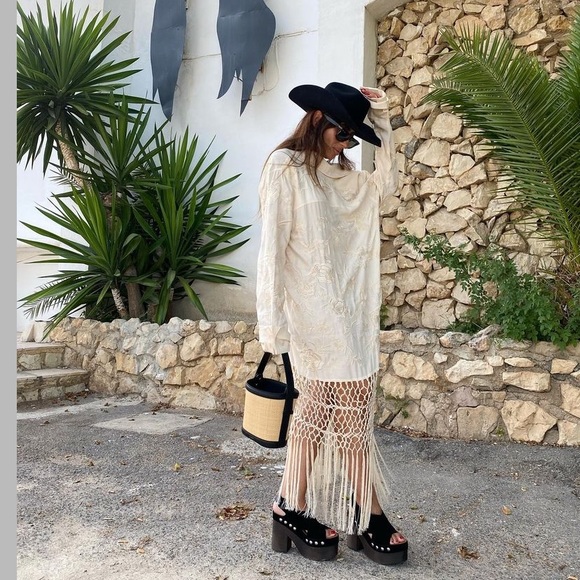 Zara embroidered macrame dress limited edition Size M-L - Picture 5 of 14